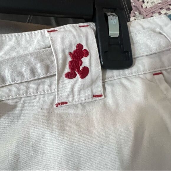 Walt Disney World Capri pant Sz off white Sz Medium - Picture 9 of 12